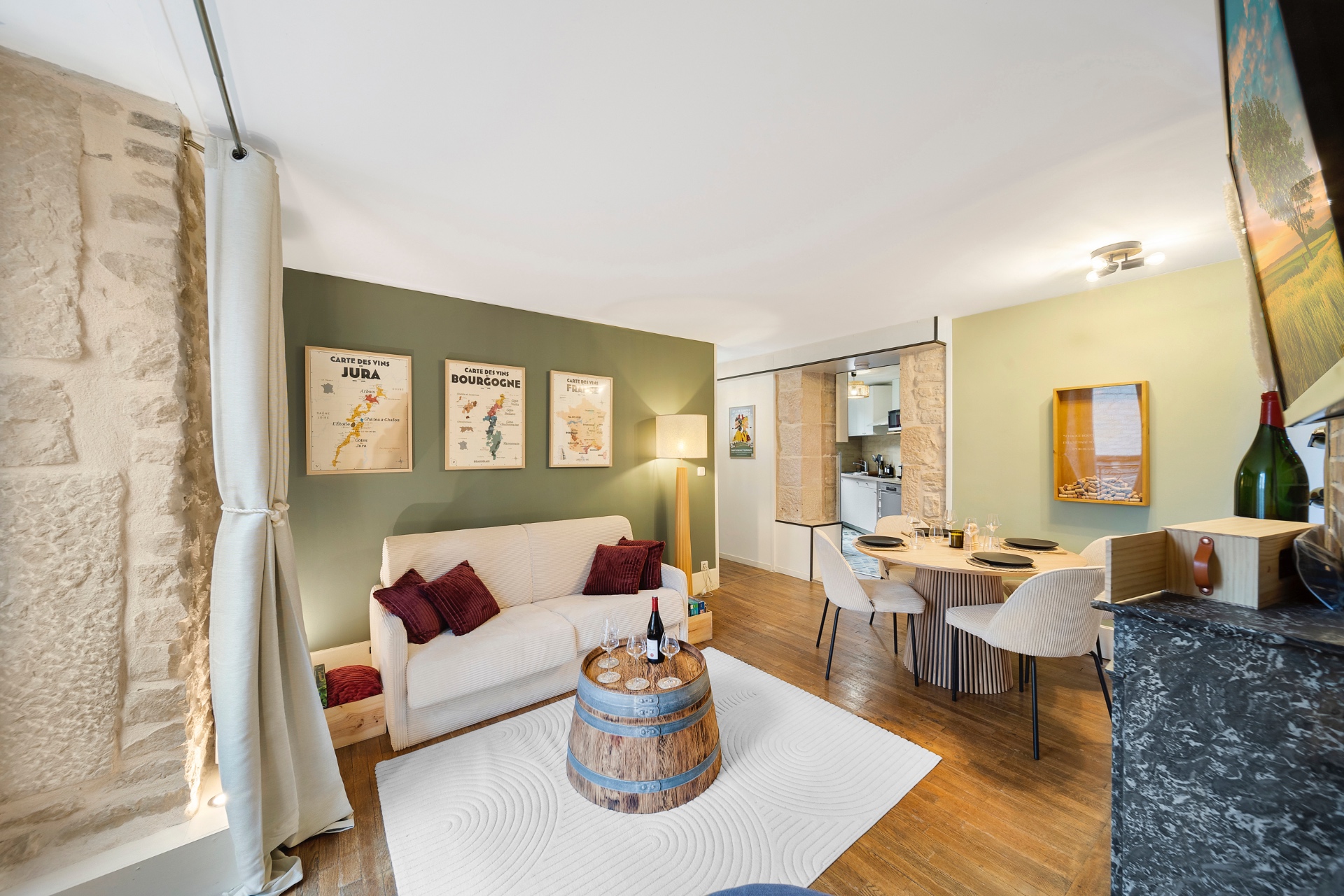 Oenosuite Charme & Vin, Appartement viticole de standing en hyper-centre de Dijon